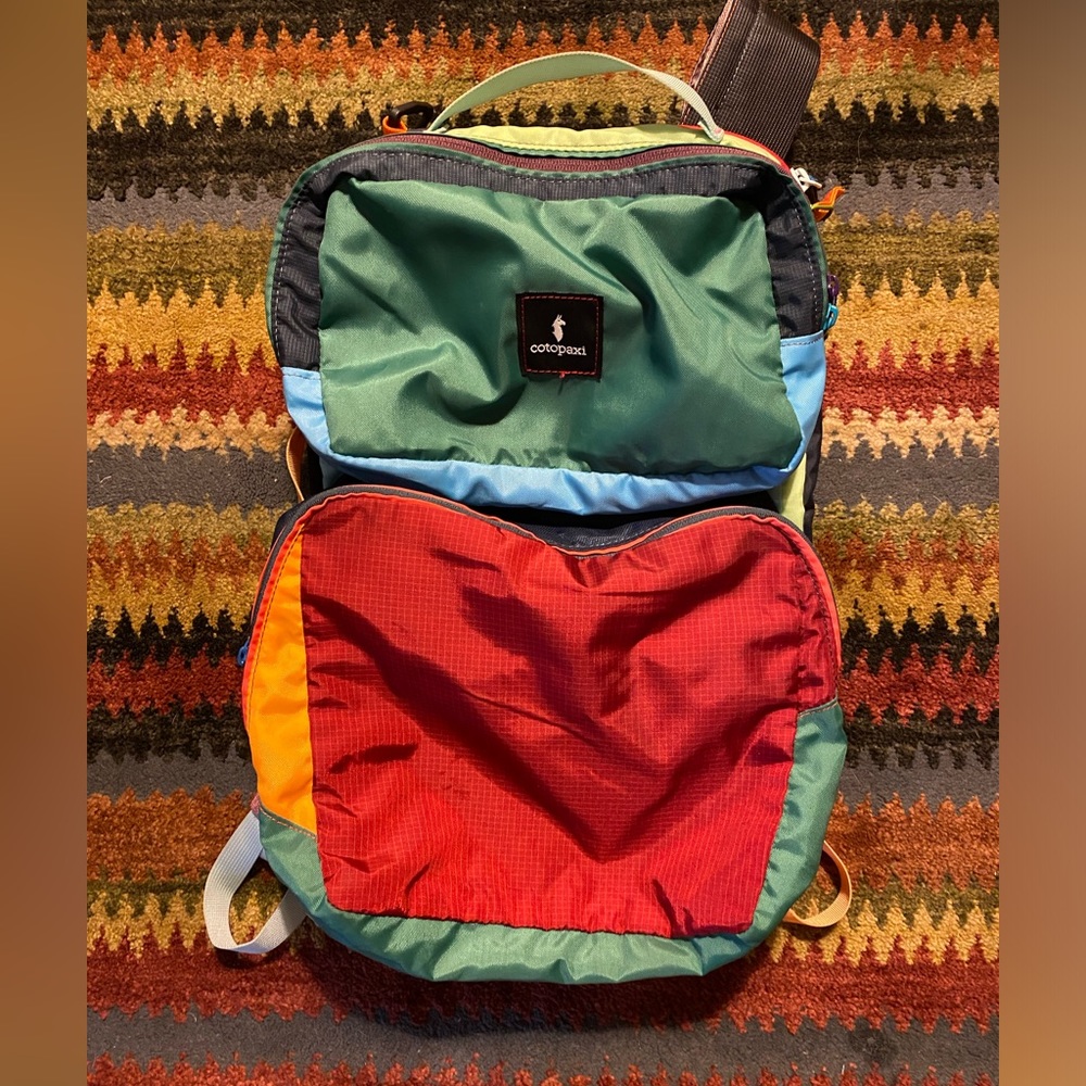 Cotopaxi Tasra del día backpack 16L